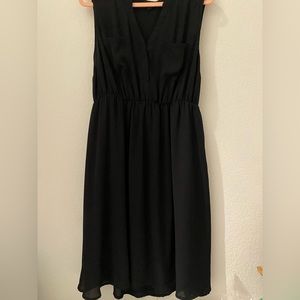 WOMEN’S PLUS Black Shin-length dress